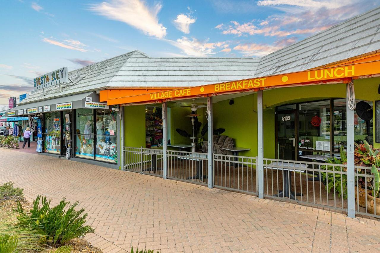 Heat Of Siesta Village Walk To Beach W Heated Pool Siesta Key Exterior photo