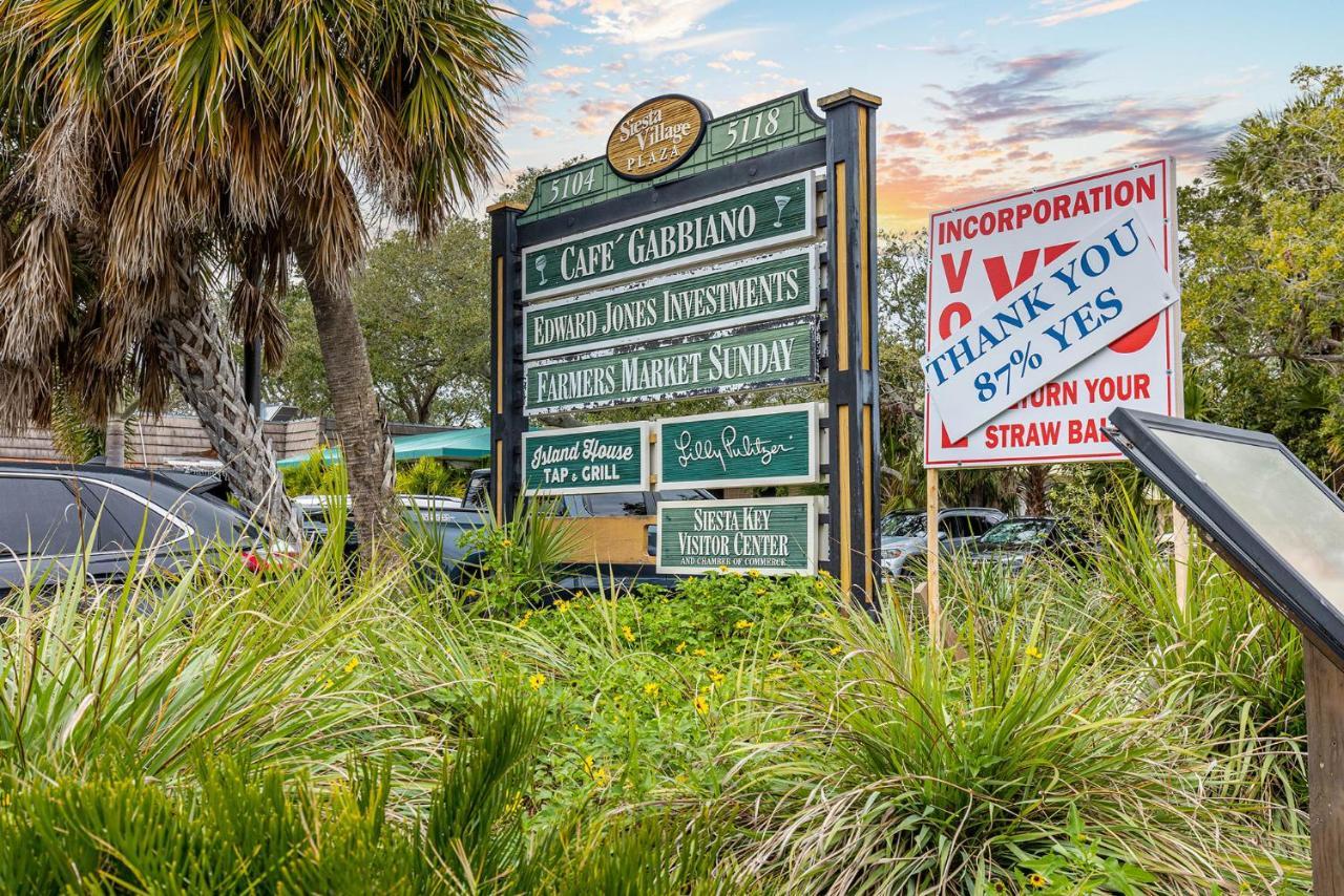 Heat Of Siesta Village Walk To Beach W Heated Pool Siesta Key Exterior photo